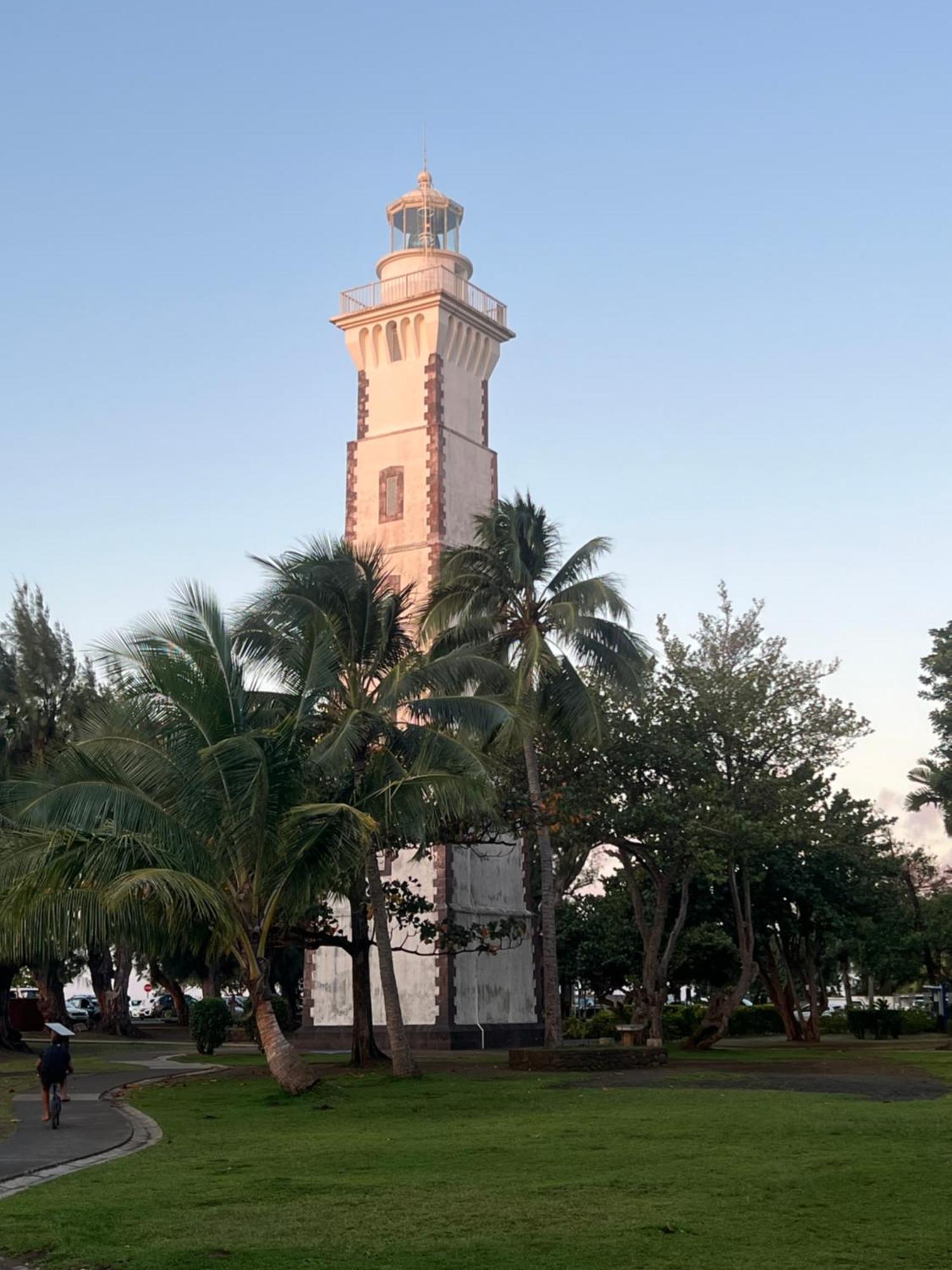 La Maison Pres Du Phare Mahina Exterior photo
